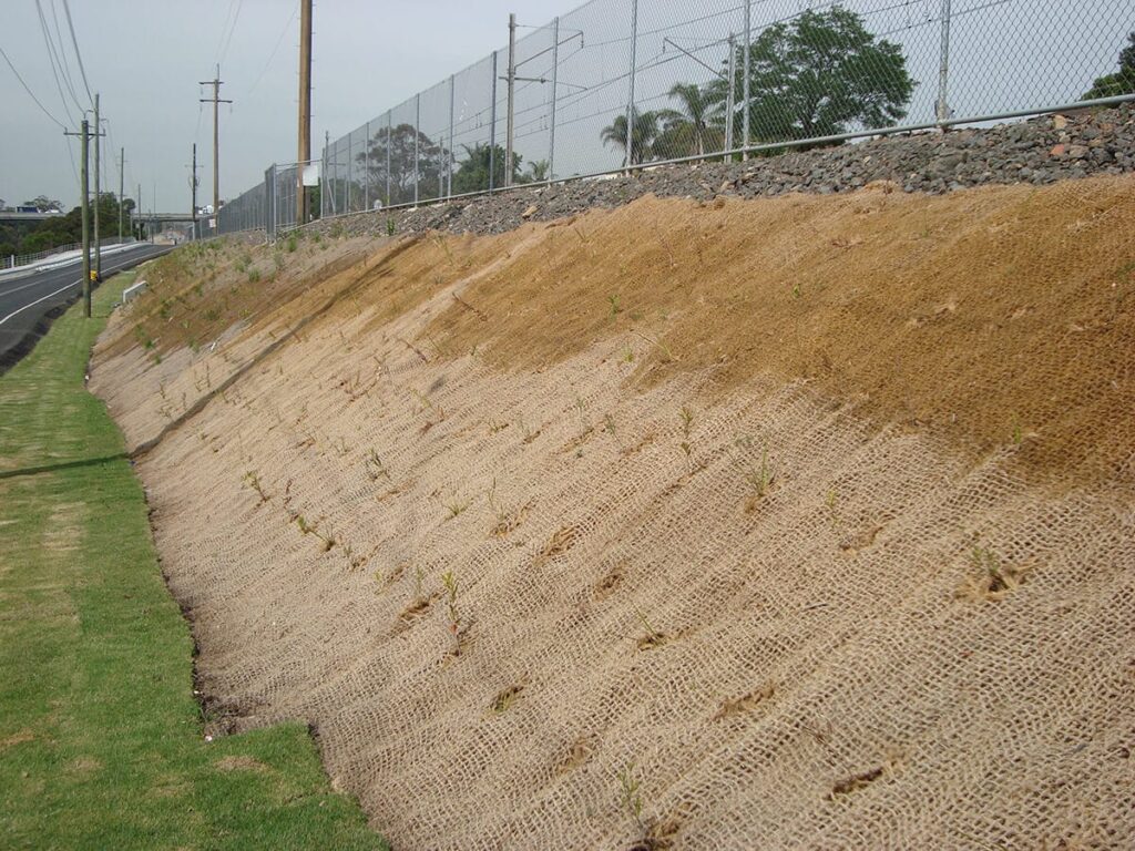 TEC Mat® Coir Mesh 700gsm - 2m x 25m